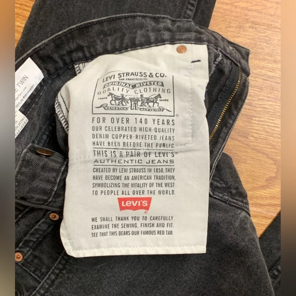Vintage Levi’s 550 - Picture 4 of 8